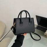 Sac bandoulière femme en cuir PU – grande capacité, style luxe décontracté.
