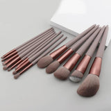 Set de 13 pinceaux de maquillage doux, idéal pour fond de teint, blush et fards. 𝓑2𝓢