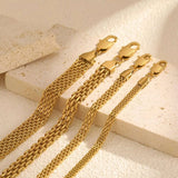 Bracelet papillon élégant – zircone cubique, acier inoxydable plaqué or 18K.
