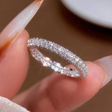 Bague femme en argent 925 avec zircon complet, fine et empilable – élégante pour tous les jours.