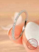 Bague femme en argent 925 avec zircon complet, fine et empilable – élégante pour tous les jours.