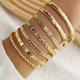 Lot de 7 Bracelets Dorés Punk avec Motif Cœur 𝓑2𝓢