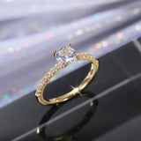 Huitan Bague alliance éternité – zircone ronde brillante, fine et élégante, luxe pour femmes, livraison directe 𝓑2𝓢
