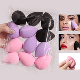 Set mit 12 ultraweichen Make-up-Schwämmchen.