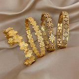 Bracelet manchette à fleurs en acier inoxydable 316L pour femmes, mode creuse florale esthétique Couple poignet empilé, bijoux cadeaux 𝓑2𝓢