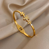 Bracelet en acier inoxydable unisexe – strass brillants, breloques fleurs, manchette étanche, cadeau élégant 𝓑2𝓢