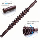 Rouleau de massage en bois pour soulager les douleurs musculaires.